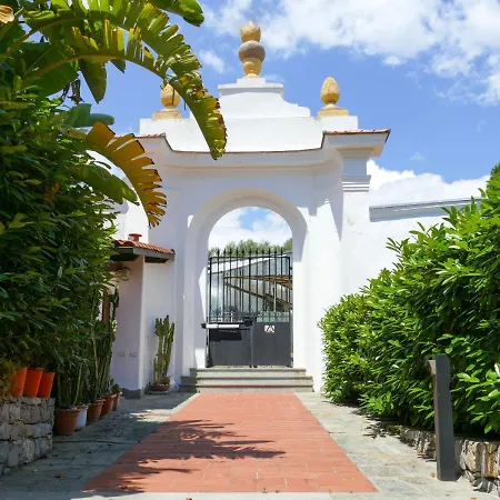 Locazione Turistica Casa Marina Дом отдыха