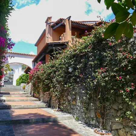 Holiday home Locazione Turistica Casa Marina *