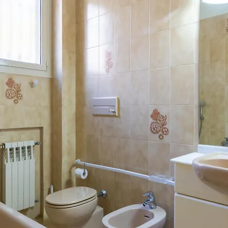 Locazione Turistica Casa Marina * Latte
