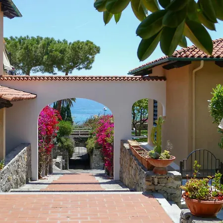 Locazione Turistica Casa Marina *