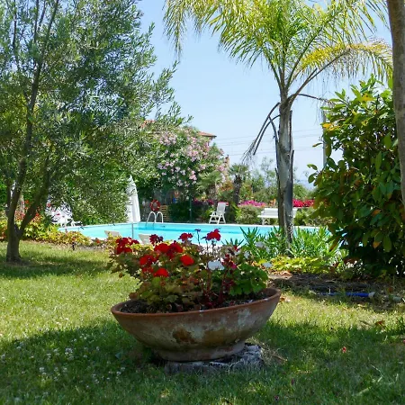 Locazione Turistica Casa Marina * Latte